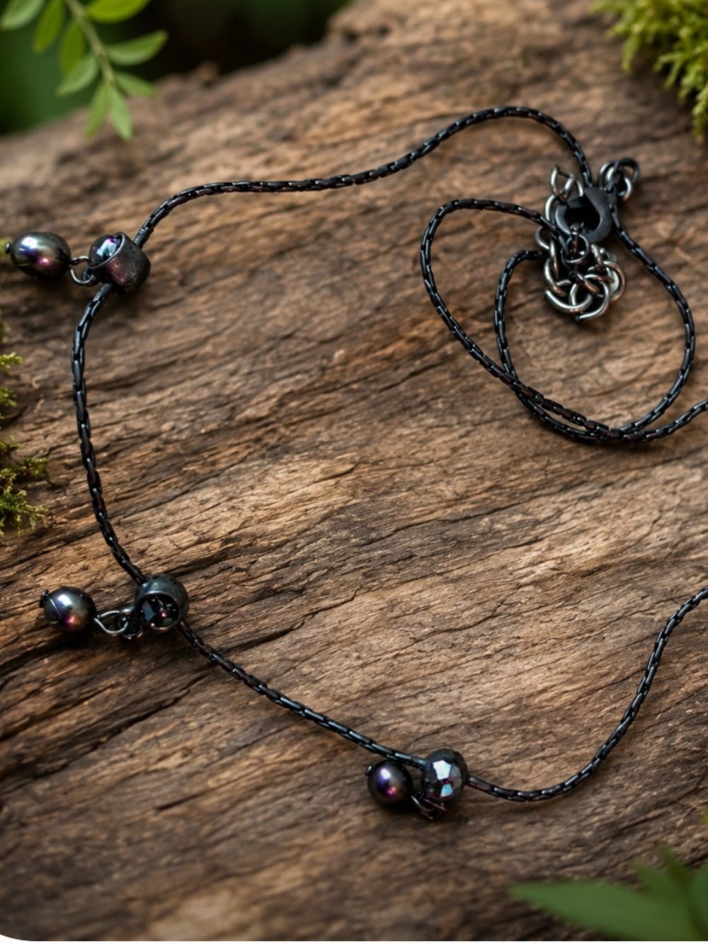 SILVER & FAUX DIAMOND SIMPLE NECKLACE